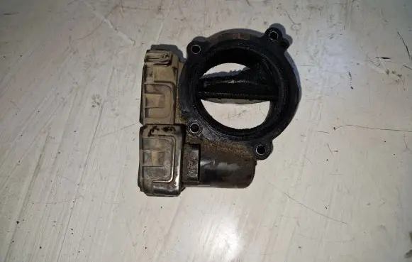 Mercedes-Benz E W212 Throttle body valve A6510900470