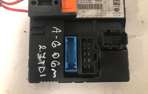 Audi A6 S6 C6 4F Light module LCM 4F0907289G