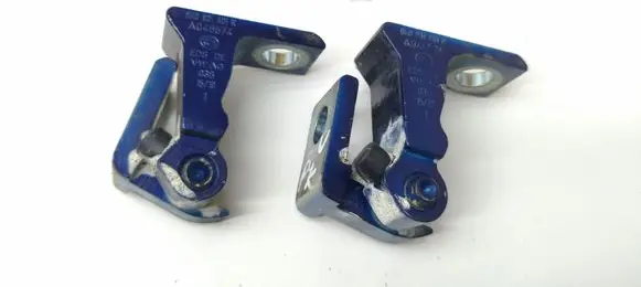Volkswagen Golf VII Front door hinge set A046574 8K0831401P