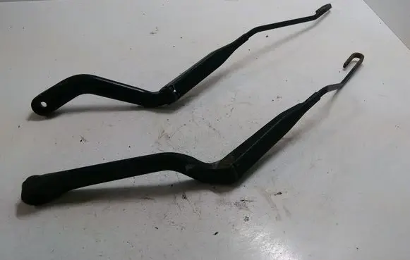 Volvo V70 Front wiper blade arm 9178855 9169315