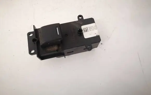 Honda CR-V Electric window control switch 35770SWAG010M2
