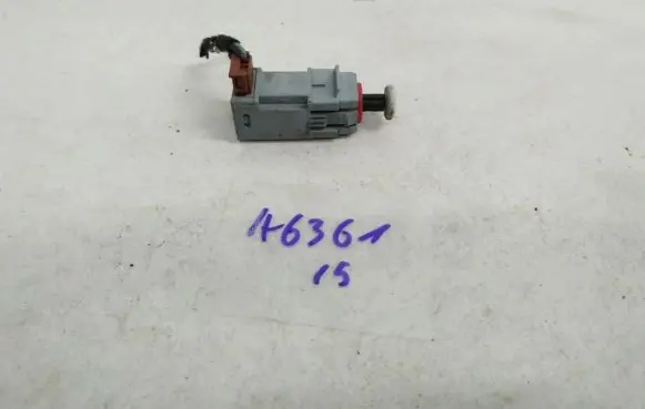 Clutch pedal sensor
