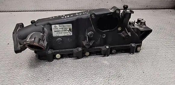 Audi A8 S8 D3 4E Intake manifold 057129712AA