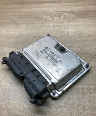 Skoda Superb B5 (3U) Engine control unit/module ECU 8E0907401T 0281011444
