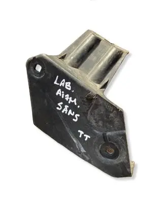 Audi TT Mk1 Rear bumper mounting bracket 8N0807484