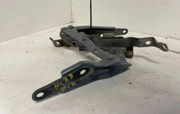 Subaru Legacy Engine bonnet/hood hinges