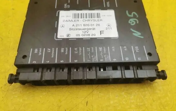 Mercedes-Benz E W211 Seat control module A2118200126 05020820