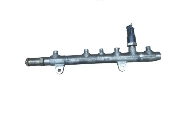 Renault Trafic II (X83) Fuel main line pipe 0445214024 7700114017 017179