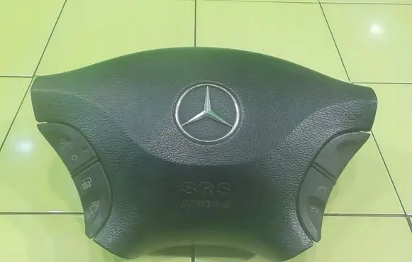 Mercedes-Benz Sprinter W906 Steering wheel airbag A9068601302