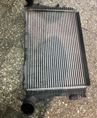Volkswagen PASSAT B6 Intercooler radiator 3C0145805G L3398000