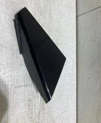 Dashboard glove box trim
