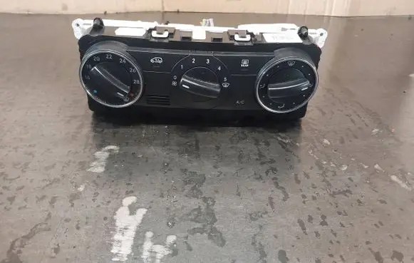 Mercedes-Benz A W169 Climate control unit A1698301985