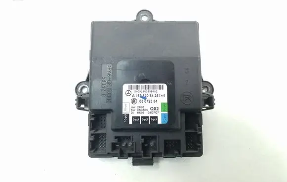Mercedes-Benz B W245 Door control unit/module A1698208426