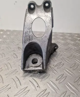Audi A8 S8 D3 4E Gearbox mounting bracket 4E0399114AN