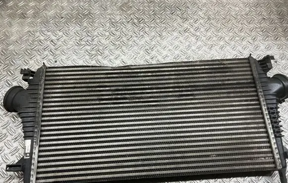 Opel Insignia A Intercooler radiator 13241751
