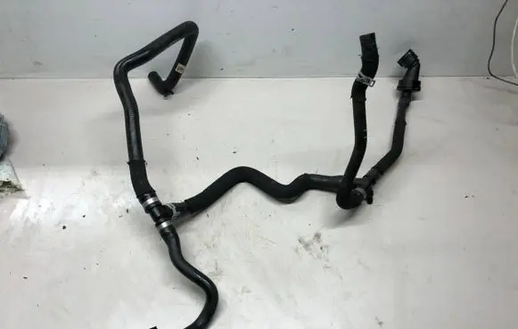BMW X1 F48 F49 Engine coolant pipe/hose 9250564 14837810