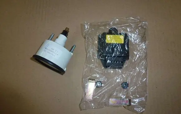 Mercedes-Benz 100 W631 Fuel level sensor A6315420703