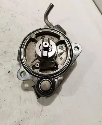 Toyota Yaris Vacuum pump