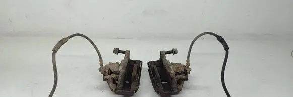 Volkswagen PASSAT B6 Front brake caliper