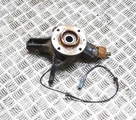 Peugeot 5008 Front wheel hub