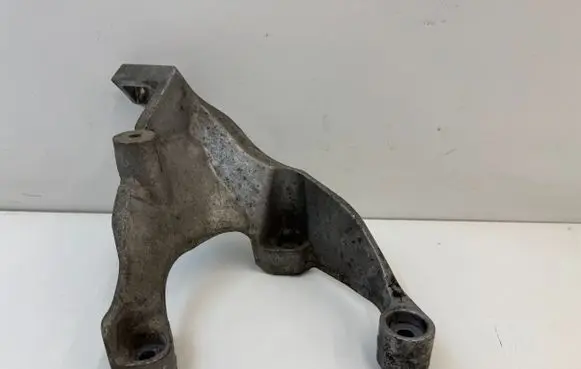 Audi Q7 4M Gearbox mounting bracket 4M0399404F
