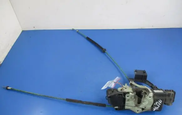 Fiat Stilo Front door lock 51736474