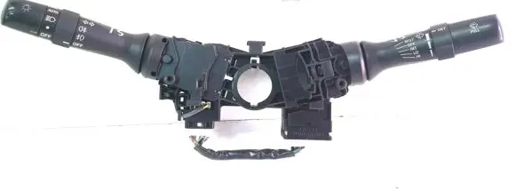 Lexus IS 220D-250-350 Wiper turn signal indicator stalk/switch 17F111