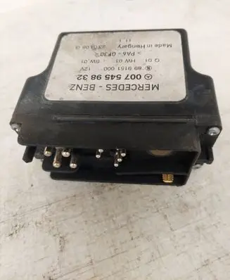 Mercedes-Benz Sprinter W901 W902 W903 W904 Glow plug pre-heat relay 0075459832 899151000