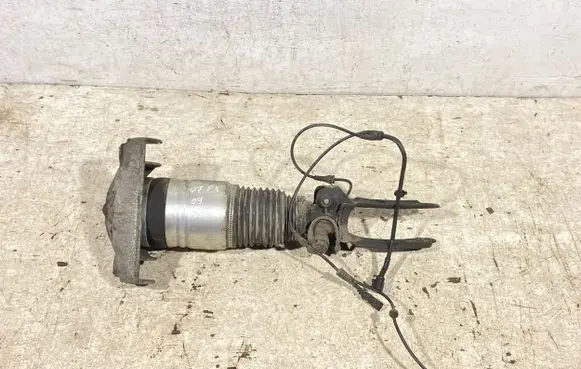 Audi Q7 4L Front air suspension shock absorber 