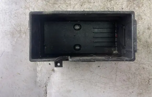 Mitsubishi Pajero Sport I Glove box central console Mr471858