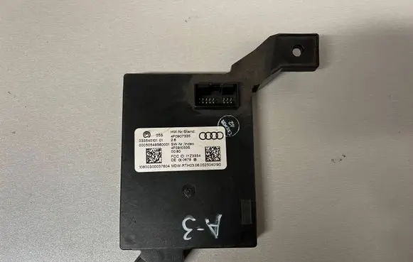 Audi A6 S6 C6 4F Keyless (KESSY) go control unit/module 4F0907335 4F0910335 033540101