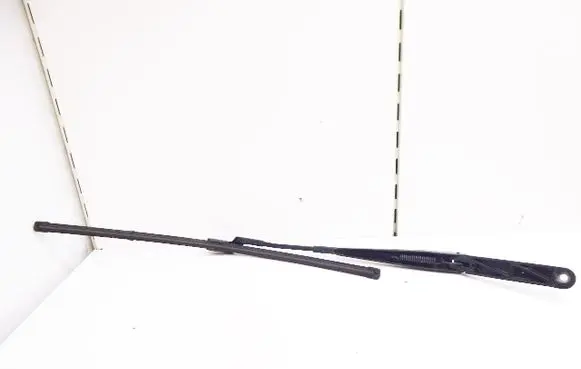 Volkswagen Jetta V Front wiper blade arm 1Q1955409
