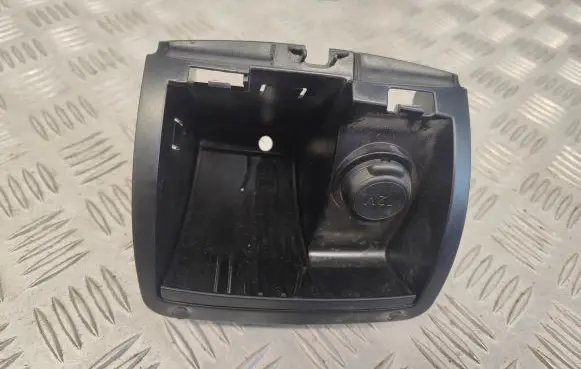 Citroen C5 Cigarette lighter rear 9682459277