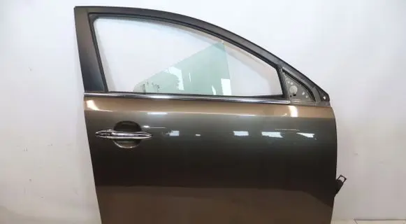KIA Sportage Front door 