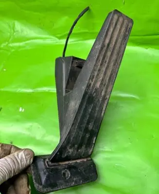 BMW 5 F10 F11 Accelerator throttle pedal 6789999 25916010 1208100151A