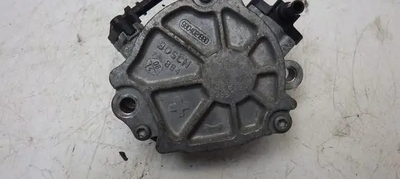 Citroen C4 Cactus Vacuum pump 9804021880