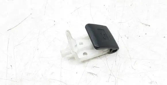 Toyota Avensis T220 Engine bonnet (hood) release handle