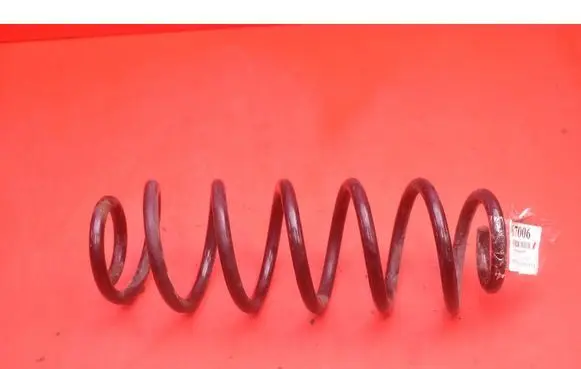 Volkswagen Golf V Rear coil spring