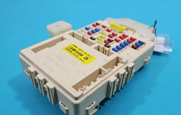 Hyundai ix35 Fuse box set 91950-2S721 IMPRK1514454