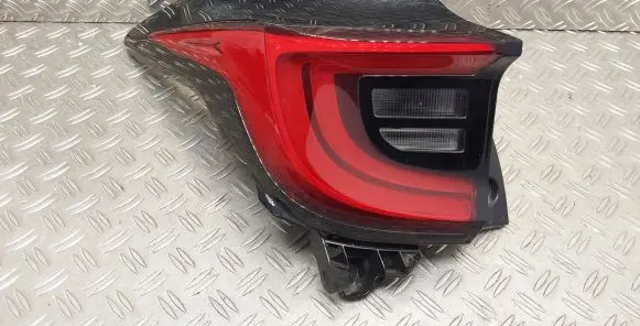 Toyota Yaris XP210 Rear/tail lights