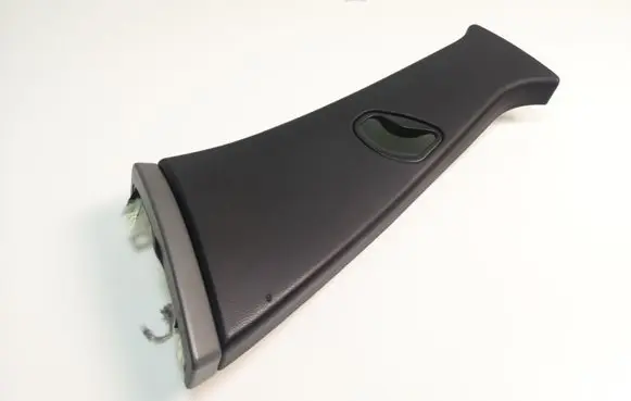 BMW 7 E65 E66 (B) pillar trim (top) 7001979