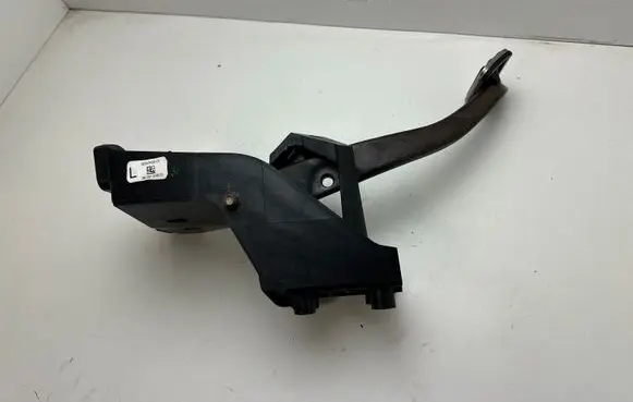 Ford Mustang V Brake pedal DR332450CA