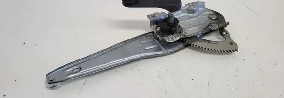 Toyota Corolla E120 E130 Rear door manual window regulator 