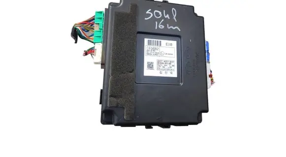 KIA Soul Aerial antenna amplifier 95400E4100 OKA875R