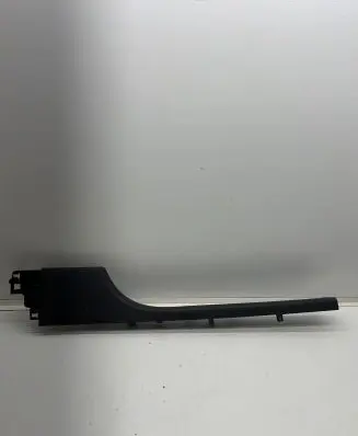 Front sill trim cover