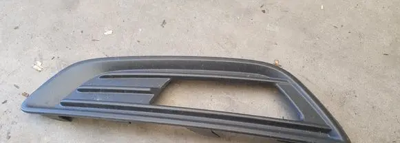 Ford Focus Front bumper lower grill F1EB15A298A
