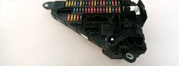 BMW 5 E60 E61 Fuse box set 913883001 9138830-01