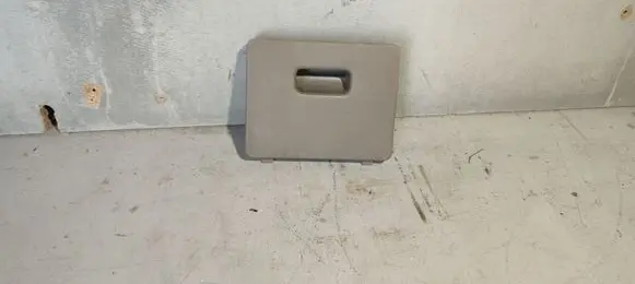 Nissan Primera Other interior part 689642F002