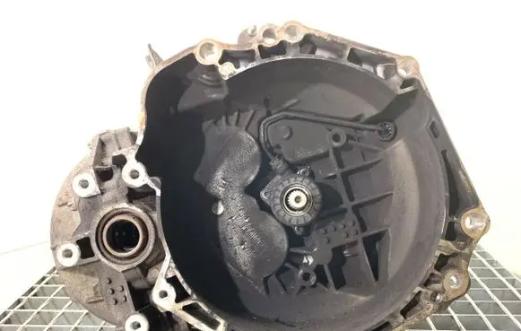 Opel Astra J Manual 5 speed gearbox 55194293