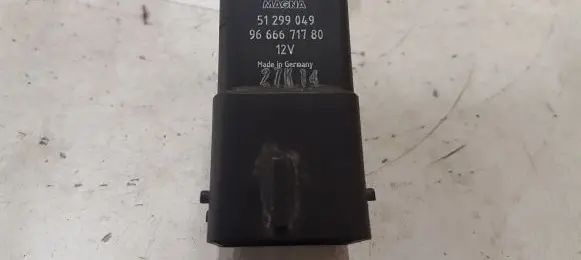 Volvo V60 Glow plug pre-heat relay 51299049 9666671780